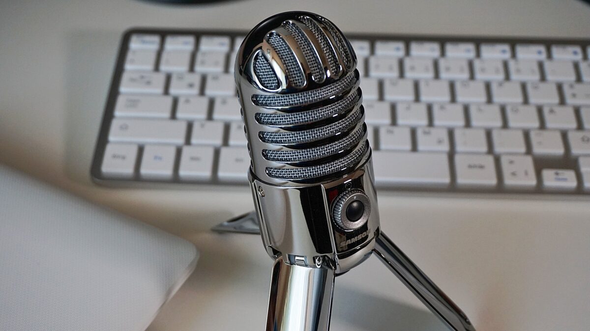 Microphone and computer keyboard
